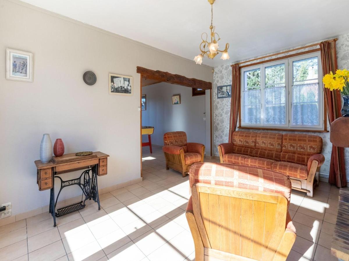 Holiday home Les Aub Pines In With Garden Wimille