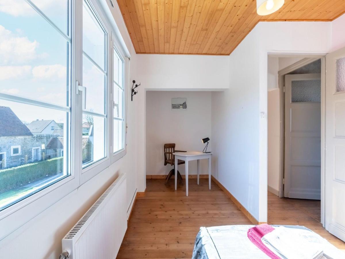 Les Aub Pines In With Garden Wimille